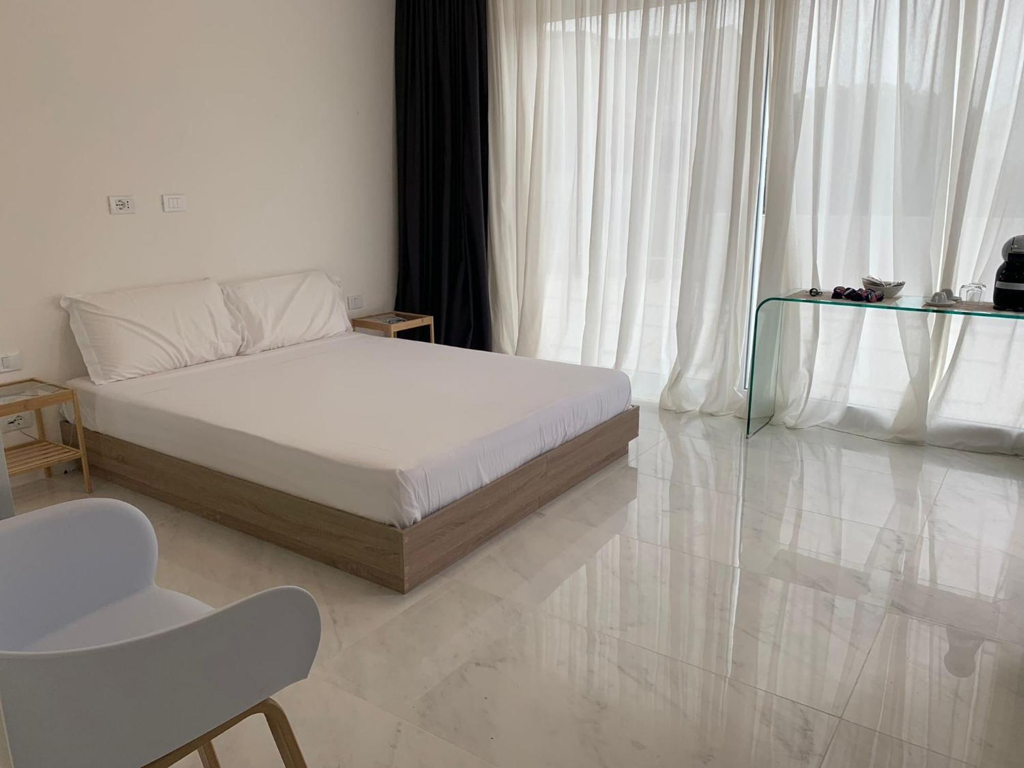 Smart Luxury Suites & Apartments オロゼーイ 部屋 写真