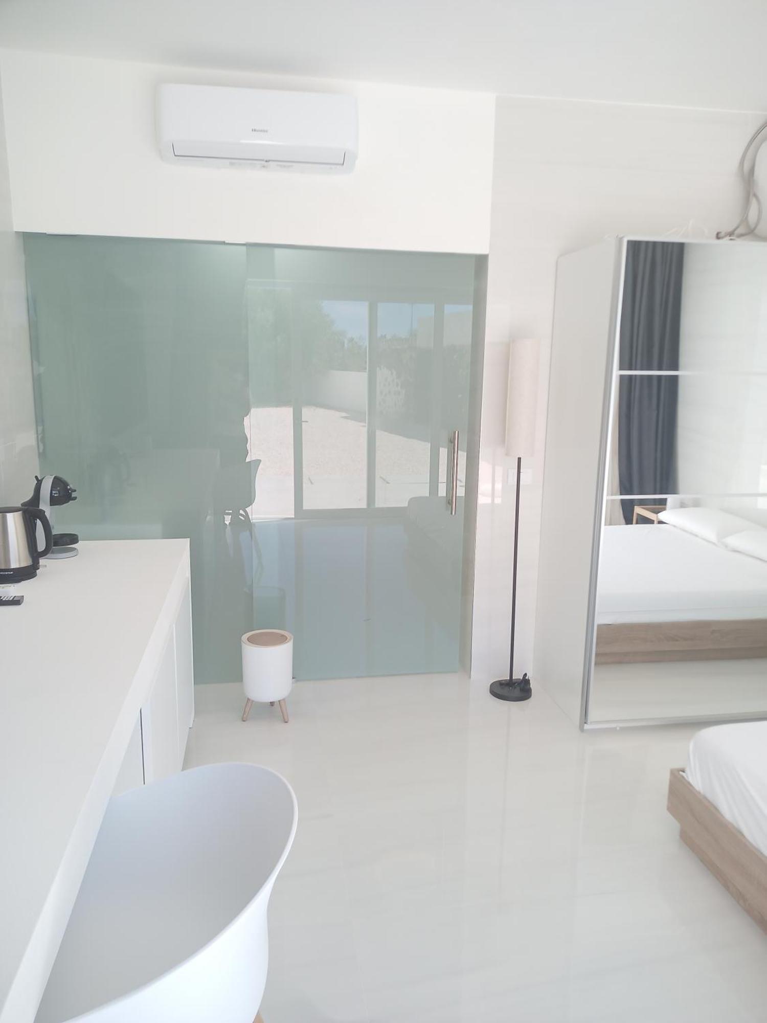 Smart Luxury Suites & Apartments オロゼーイ 部屋 写真