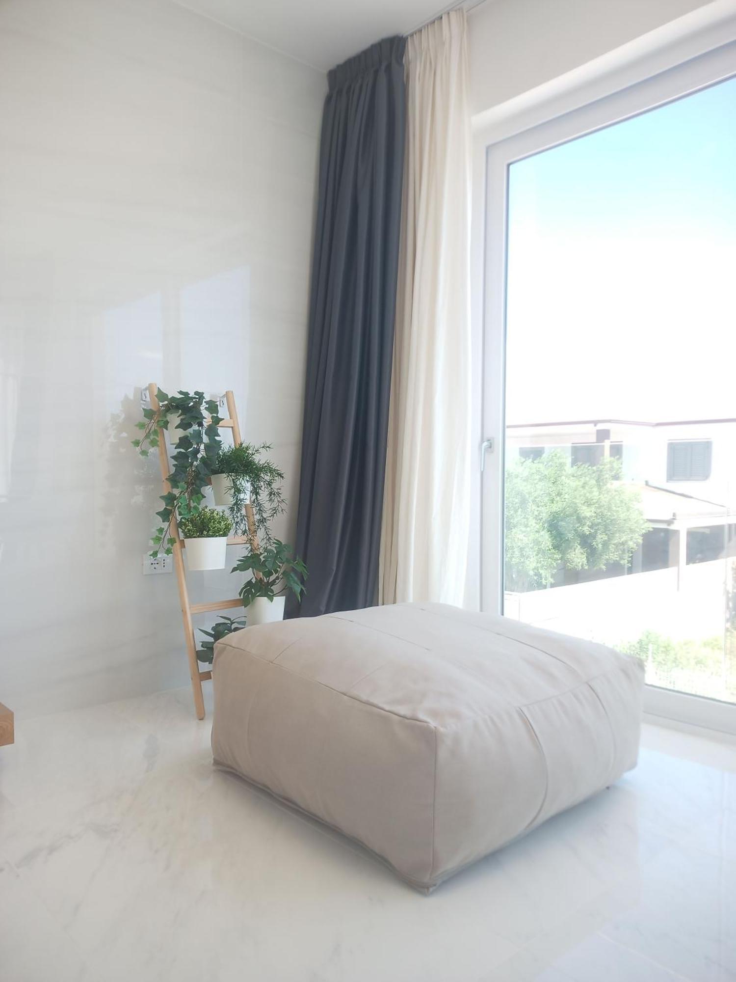 Smart Luxury Suites & Apartments オロゼーイ エクステリア 写真
