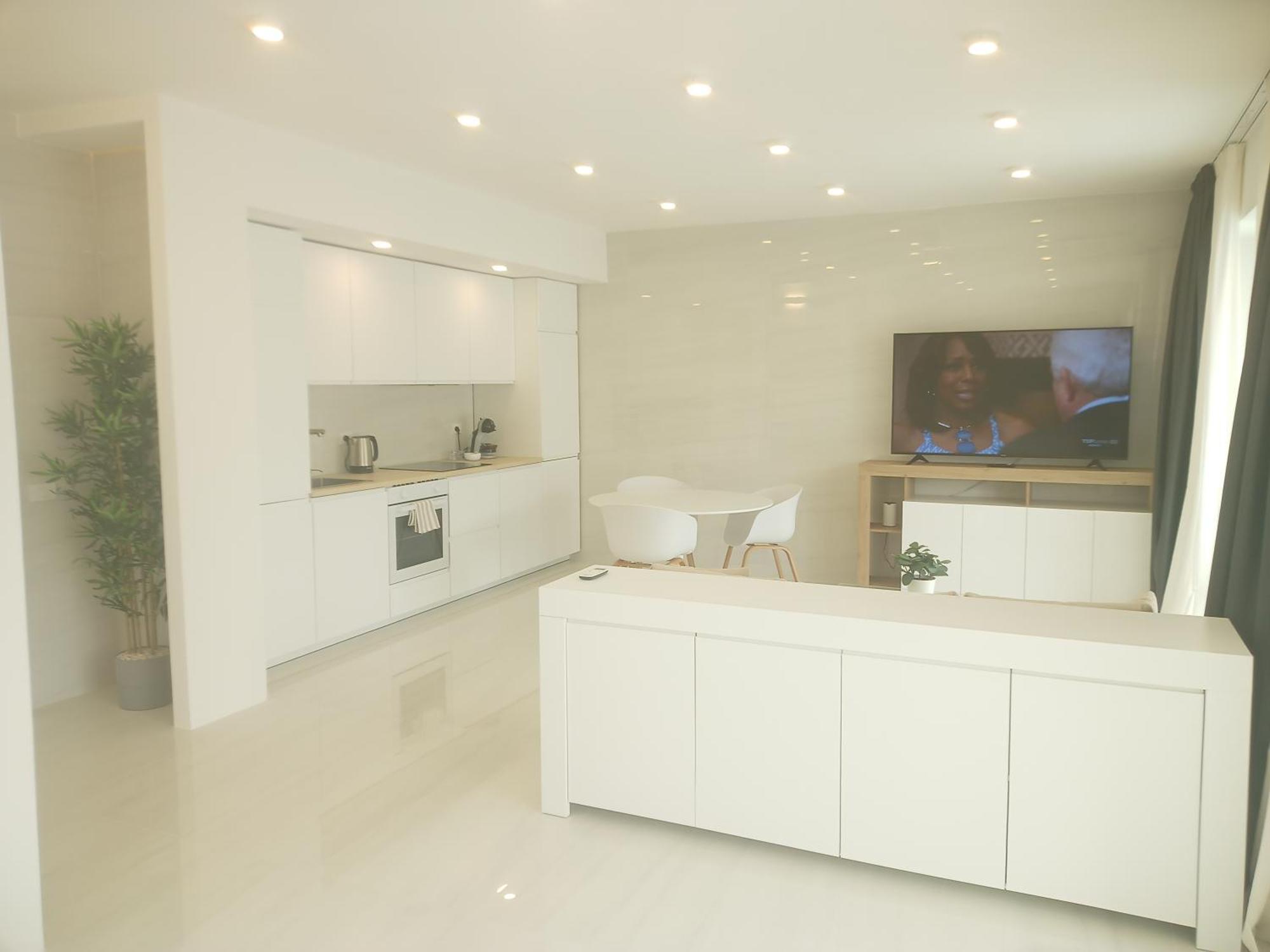 Smart Luxury Suites & Apartments オロゼーイ エクステリア 写真